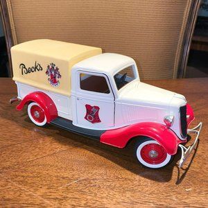 Solido Ford V8 Pick Up 1936 Beck’s Red & White Model Truck 1/19 Scale
